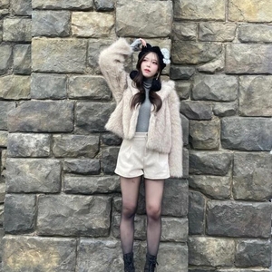 のぞき見する？| ‹:)~♡