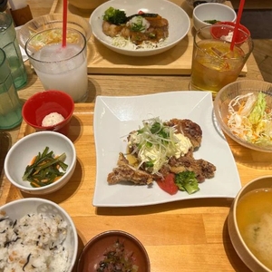 えーん( ; _ ; )