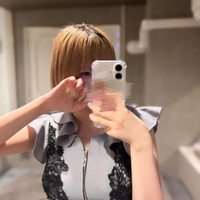 チラッ