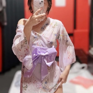 コスプレ増えちゃった♡今日も一緒にイチャイチャしよ♪