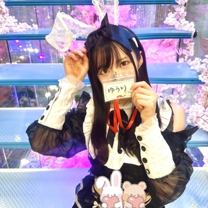 ホールガールしてます🐰