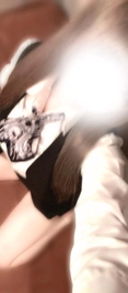 (🩵)悩むむむ。