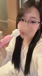 「えっちなこと好きだからこの仕事してるの？」