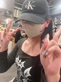 オトナっぽい格好で