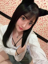 制服に猫耳🐈💘