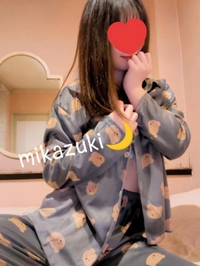 パジャマで夜這い🩷🌙