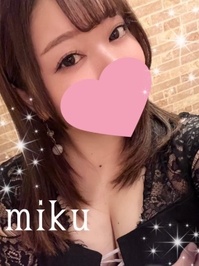 本日出勤❤️...💋