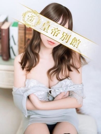 小泉ゆい