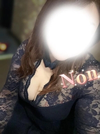 おっぱい感じるって言ったら優しく愛撫してくれる？