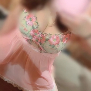 今日出勤です🤍16:00〜♡