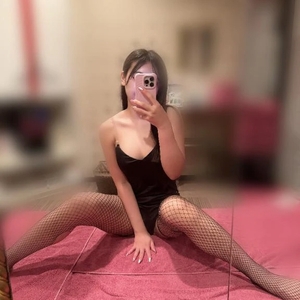 ビンビン🍌ください♡