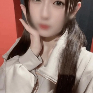 (⊃´⤙`⊂)ŧ‹"ŧ‹"🍙