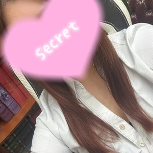 金晩✨