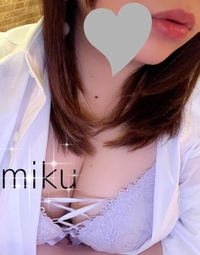 ご予約ありがとうございます♥️...💋