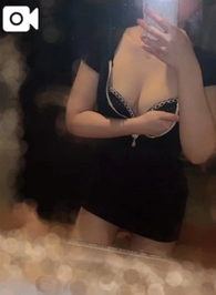 - ̗̀🎁 ̖́-