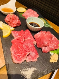 肉刺し盛り✨
