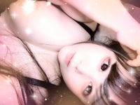 美味しい物食べると幸せ?