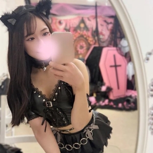 🆕🩷🖤