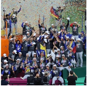 🇻🇪 初優勝 ⚾️ おめでとう 🏆✨