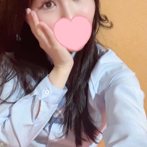 制服コス買おうかな？♡