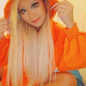 明日のご予約ありがとう😸