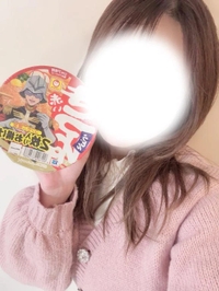 赤いきつねで遭遇♡推しカラーの誘惑