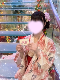 ホールガール中( ᵒ̴̶̷̤-ᵒ̴̶̷̤ )♡